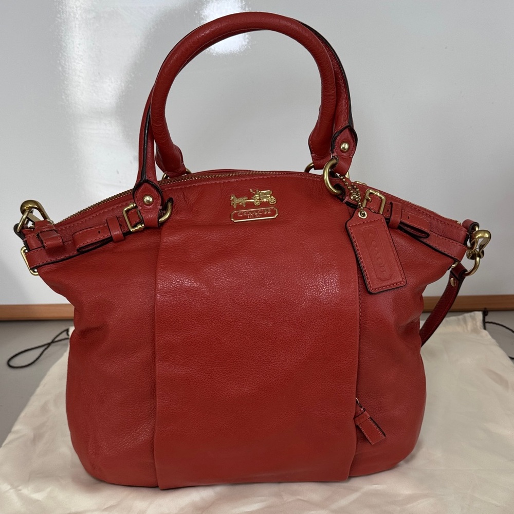 Coach Madison Leather Lindsey Satchel *Authentic* - Picture 5 of 16